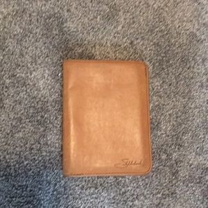 Saddleback passport case holder in tan